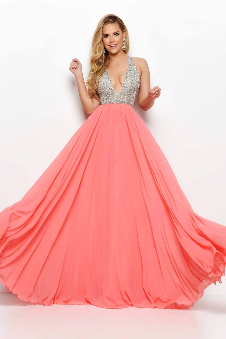 Jasz Couture Style #7076 Image