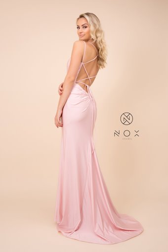 Nox Anabel C301 #4 vertical thumbnail