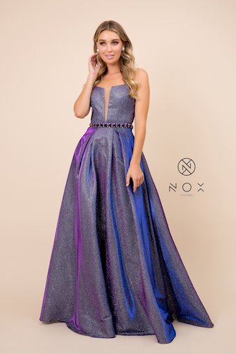 Nox Anabel M271 #4 vertical thumbnail