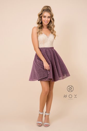 Nox Anabel Y692 #3 vertical thumbnail