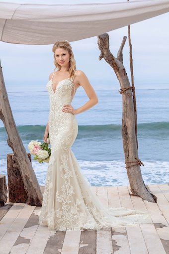 Casablanca Bridal #BL260 #0 default frontface vertical thumbnail