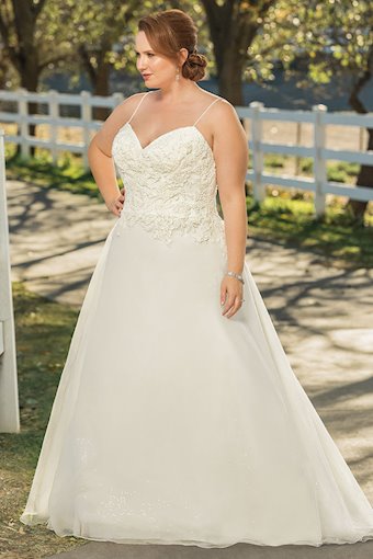 Casablanca Curvy Collection BL271C