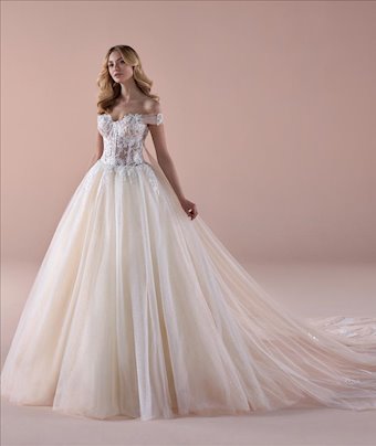 Nicole Milano ROA2004 #0 default frontface vertical thumbnail