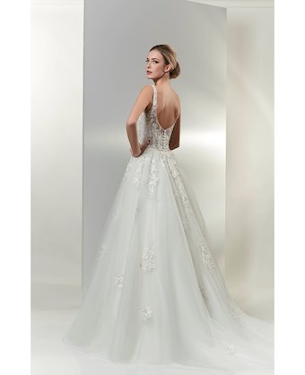 Venus Bridal VE8394