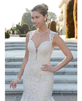 Venus Bridal VE8403