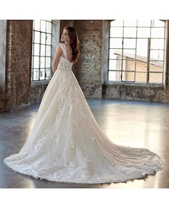 Venus Bridal VE8433