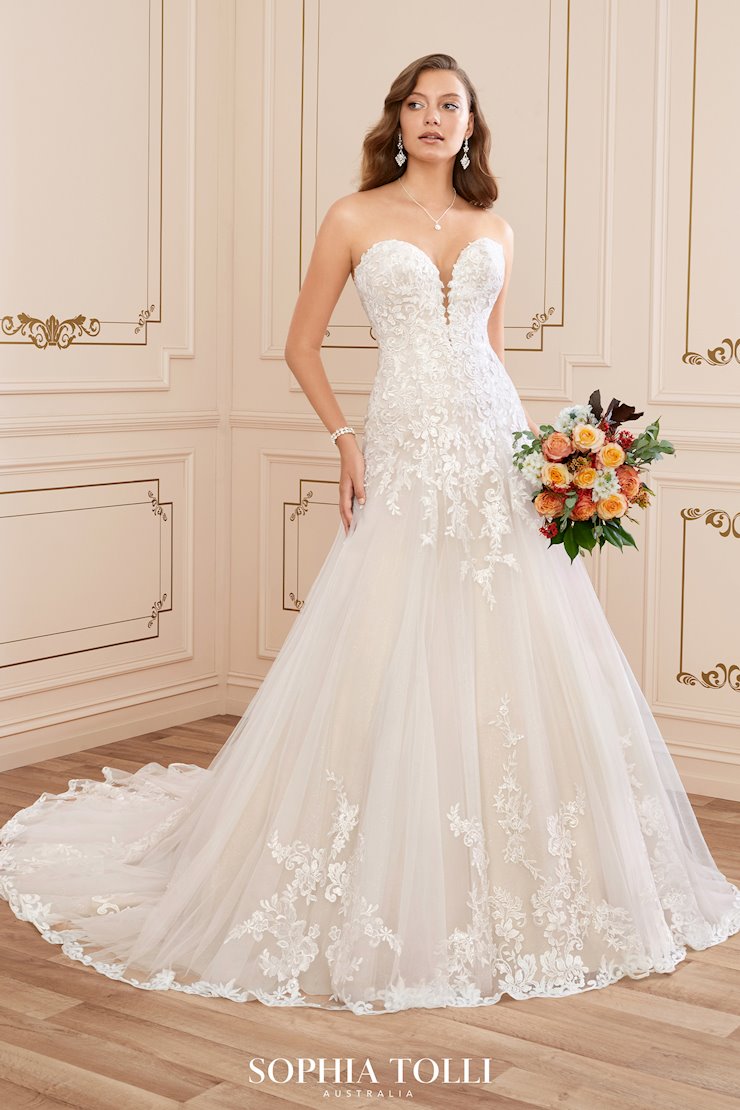 Sophia Tolli Style #Y22047 #1 frontface vertical picture
