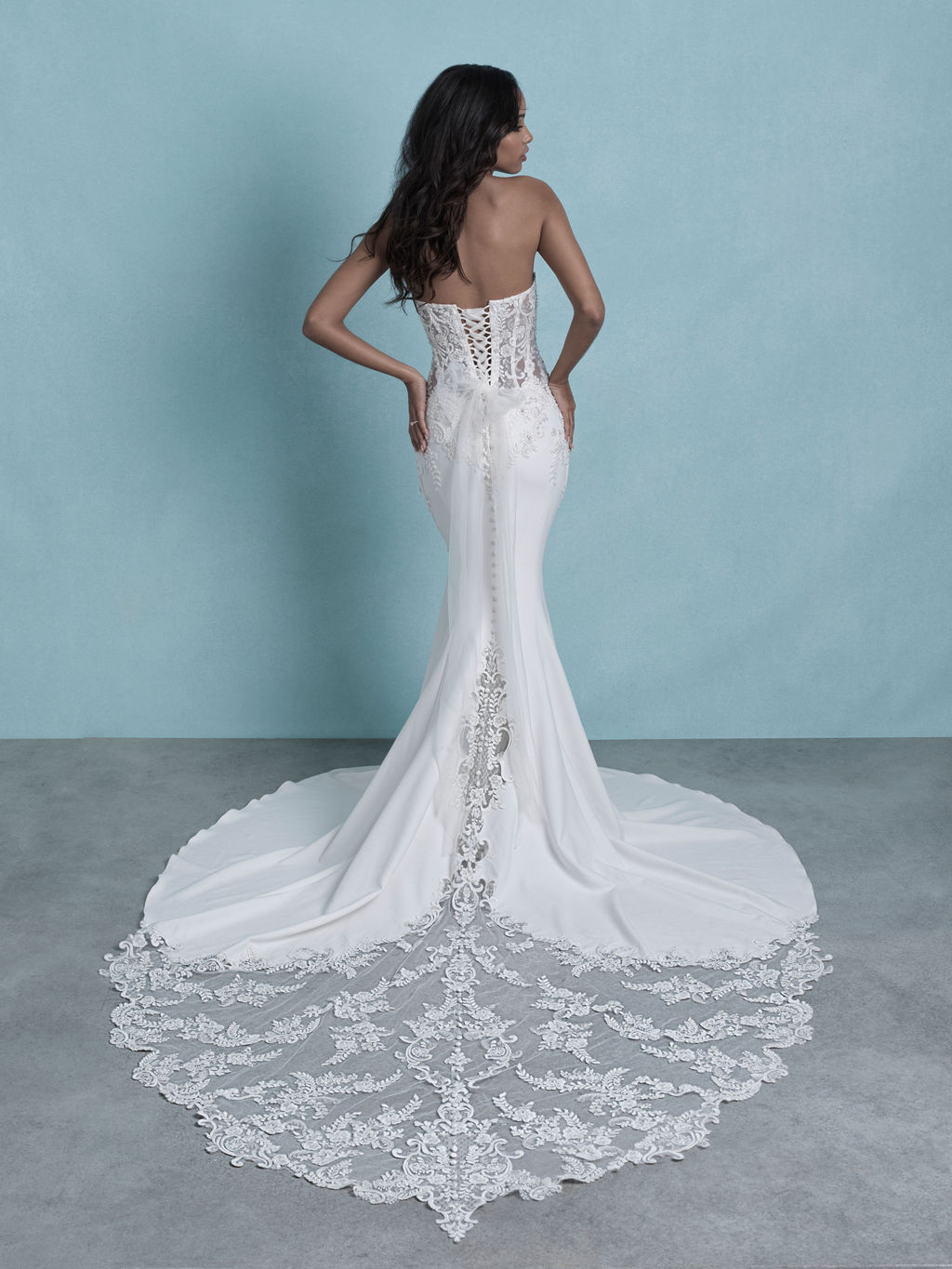Traditional Wedding Dresses l Molle Bridals