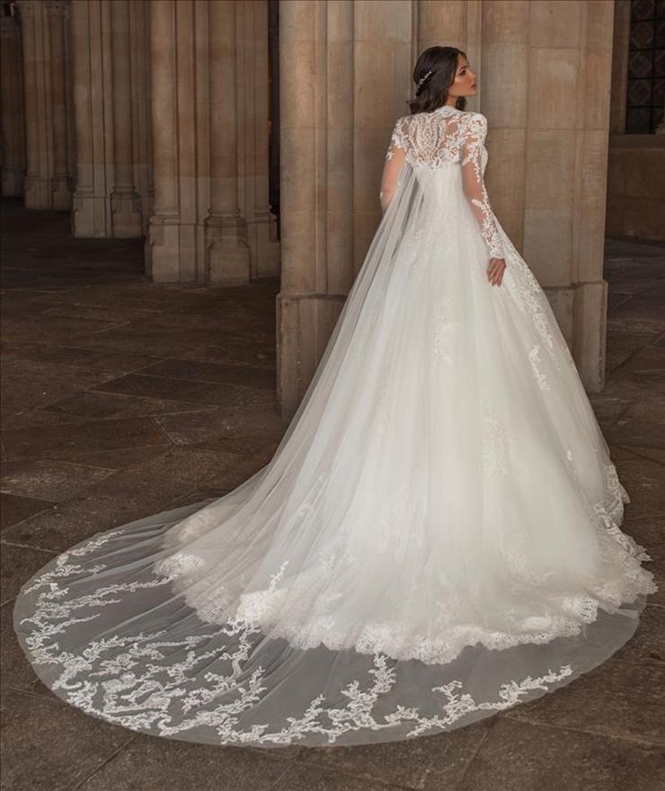 Pronovias Hawn