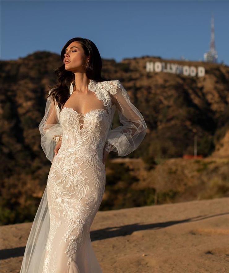 Pronovias Maclaine