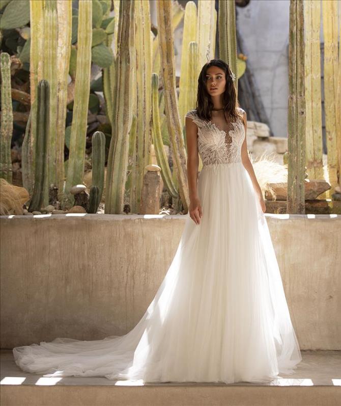 Pronovias Unveiled Bridal Collection Mirren Unveiled Bridal