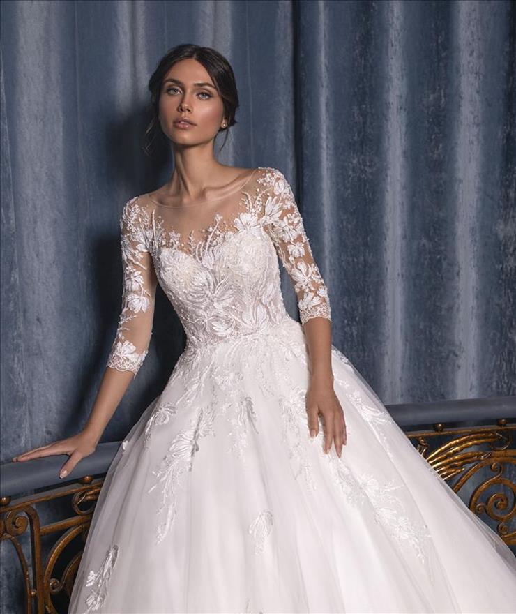 Pronovias Privee Gish