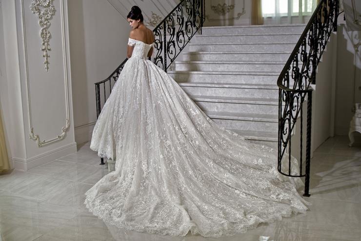 Autumn Silk 18W555 Backface Thumbnail Image