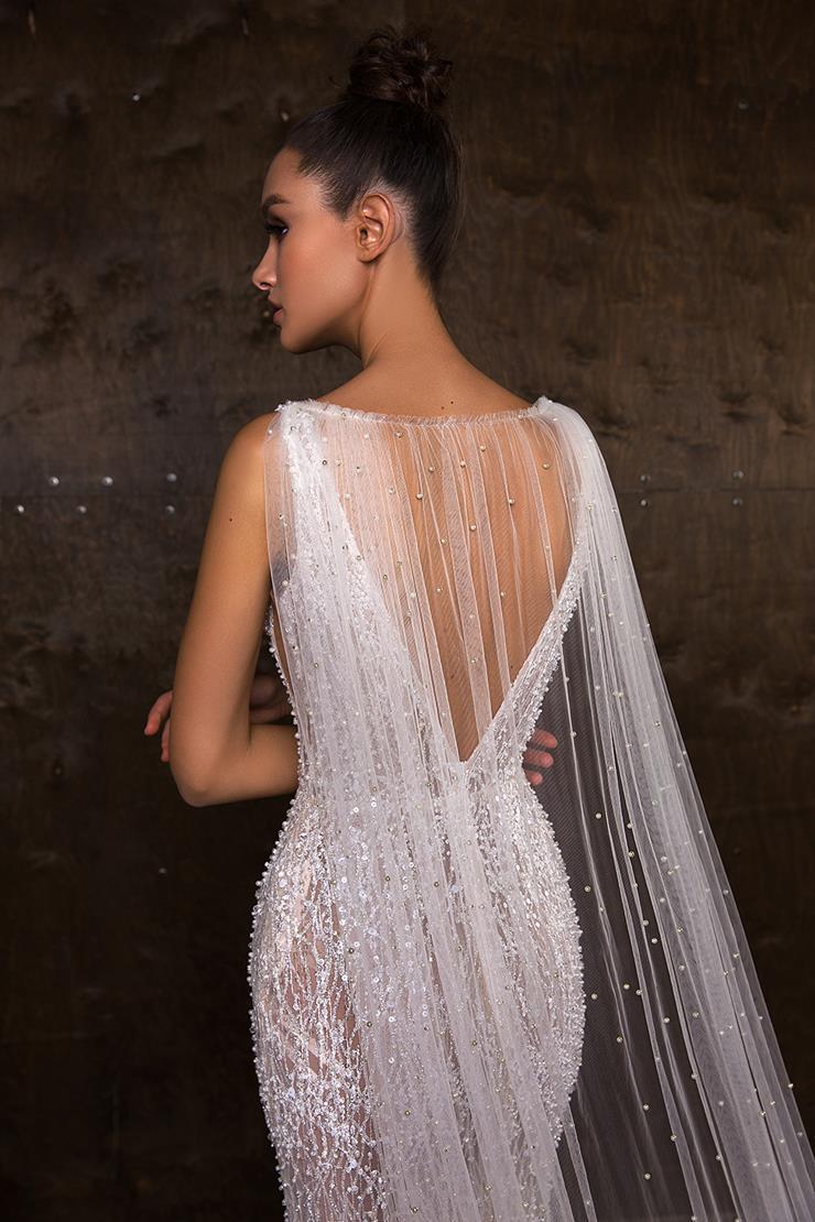 European Couture Backface Thumbnail Image