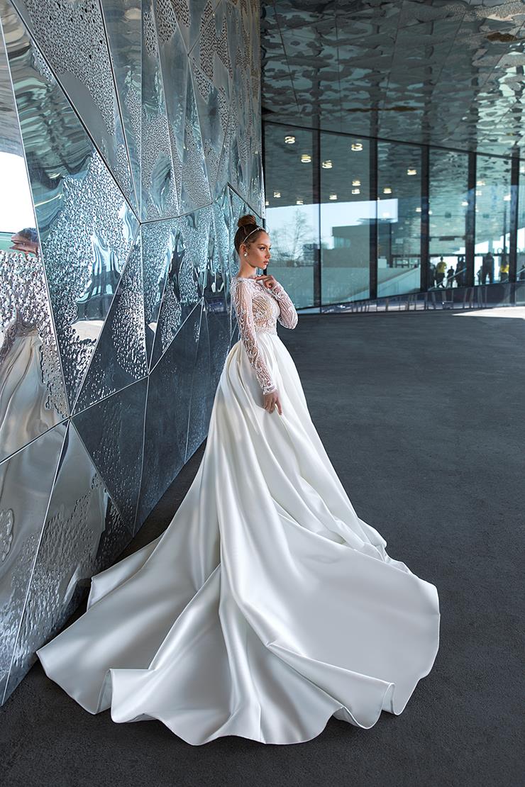 European Couture Backface Thumbnail Image