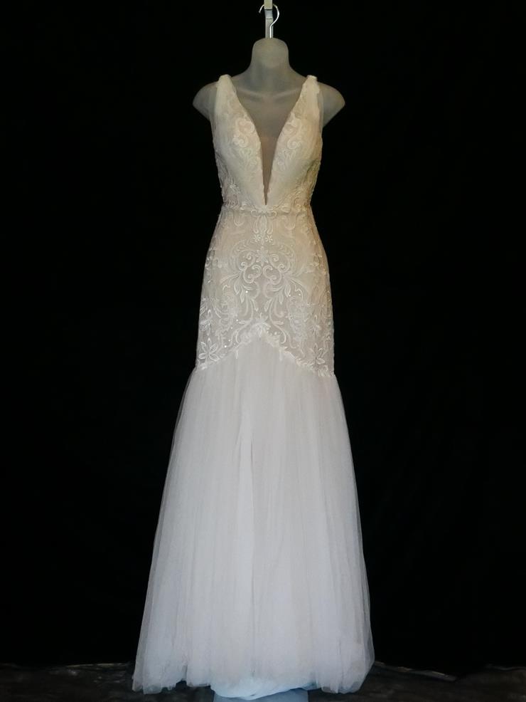 La Mour Style #LA8243L Default Thumbnail Image