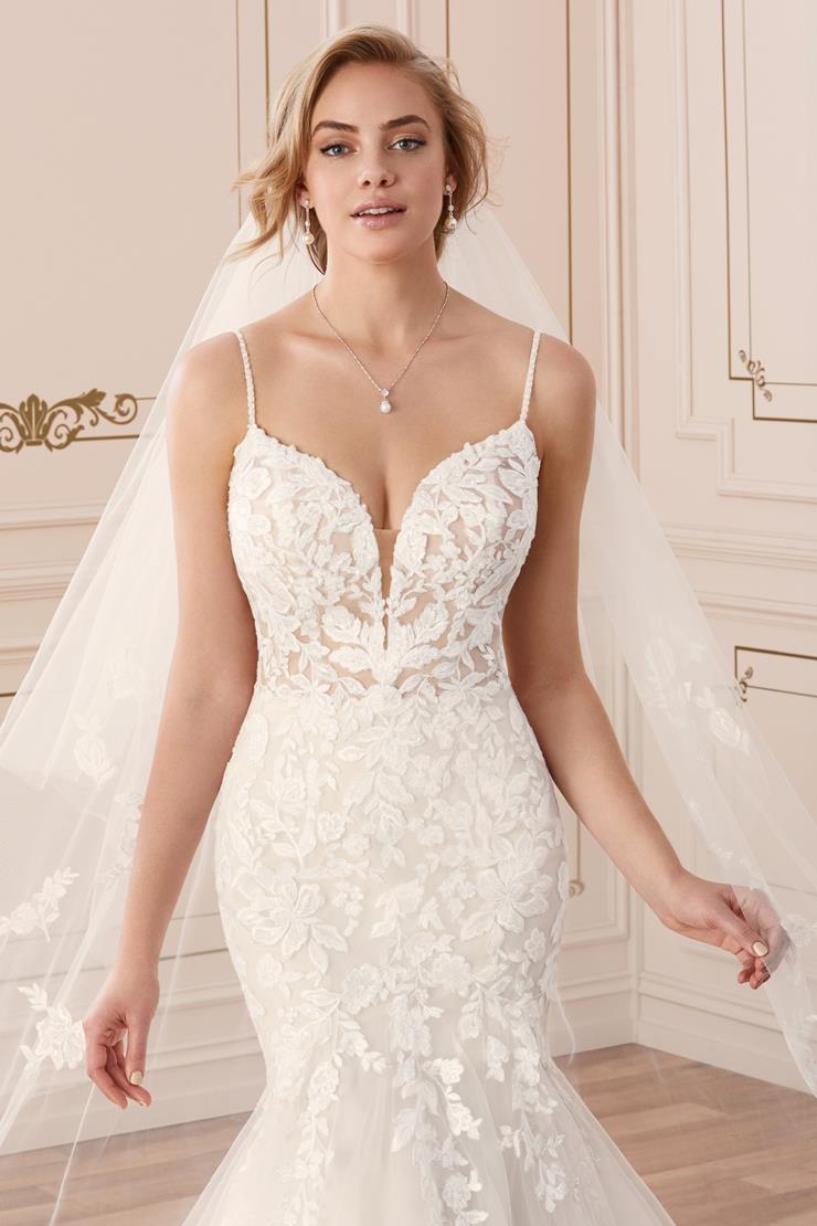 Sophia Tolli Y22046 Nikki's Glitz and Glam Boutique Bridal Gown