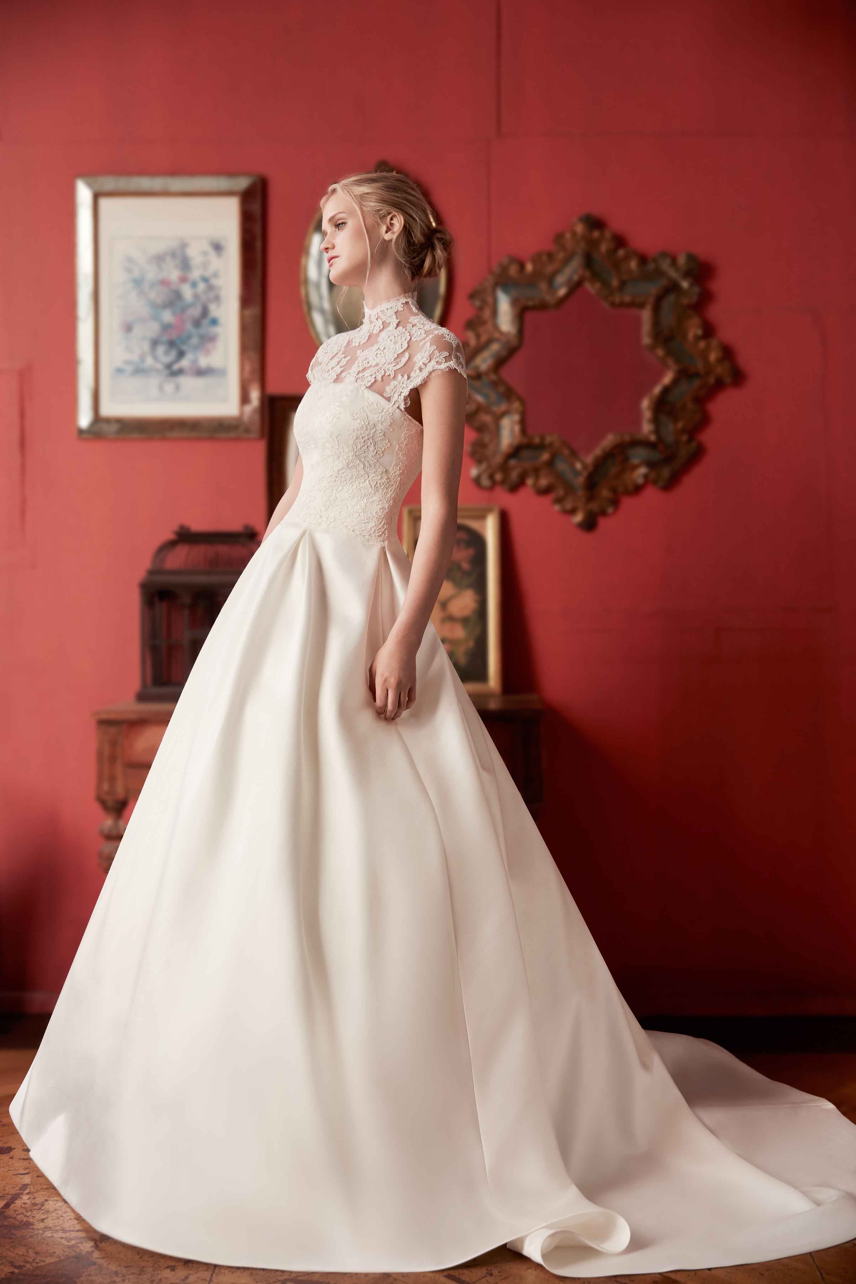italian lace dress Julie main image 1