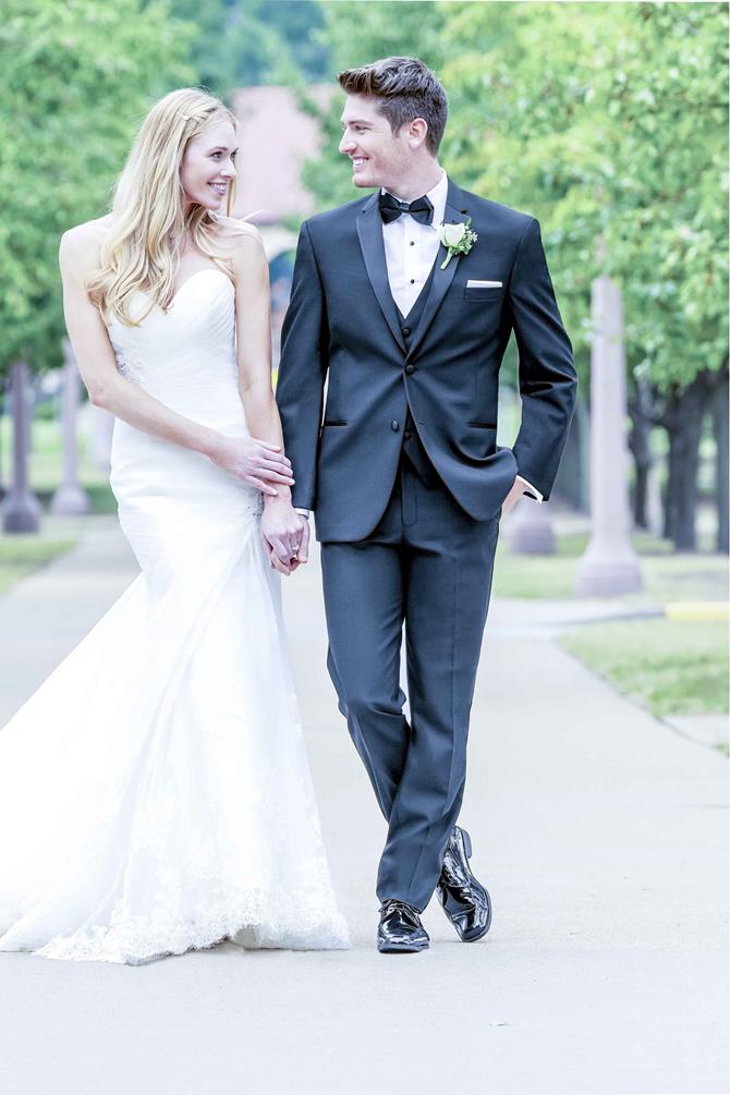 Jim's Formal Wear | Nikki's Glitz & Glam Boutique - MANHATTAN - TONY BOWLS  | Nikki's Glitz & Glam Boutique