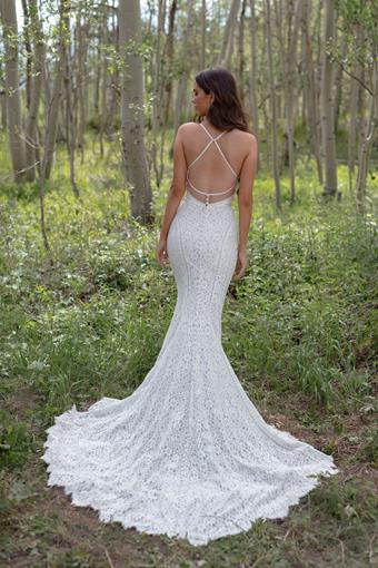 Allure Bridals Shelby #3 vertical thumbnail