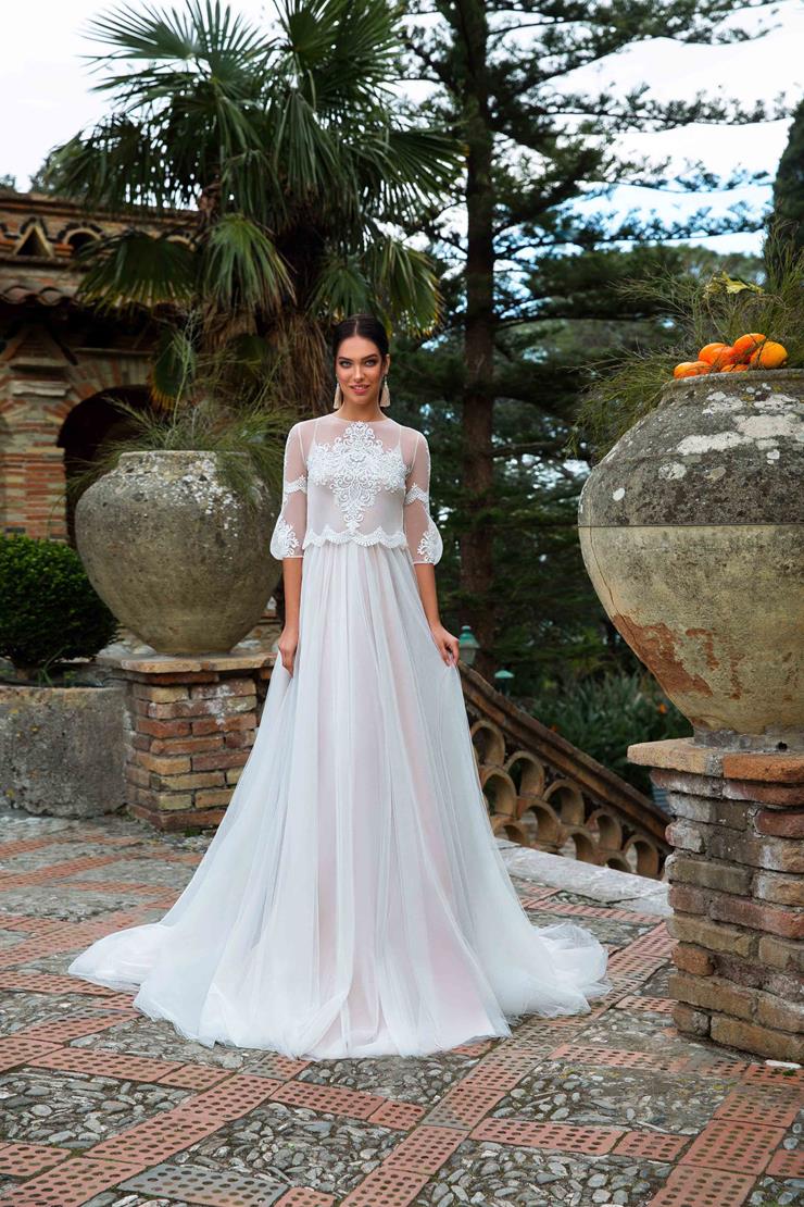 Long Sleeve Wedding Dresses in Chicago, IL | Dantela Bridal Couture