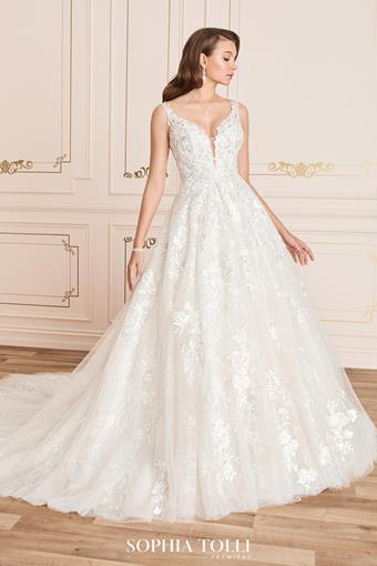 Seraphina Sophia Tolli #1 frontface vertical thumbnail