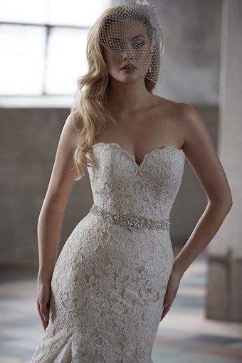 Allure 9215