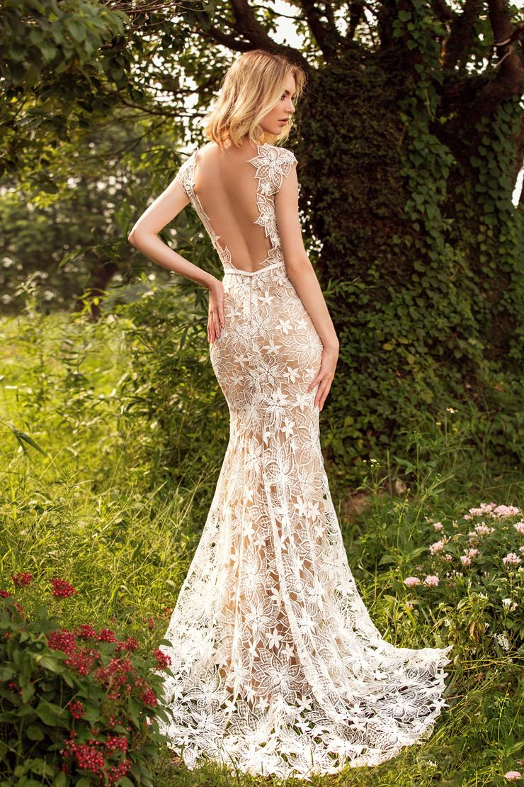 Chic Nostalgia | One Enchanted Evening - Lily | One Enchanted Evening