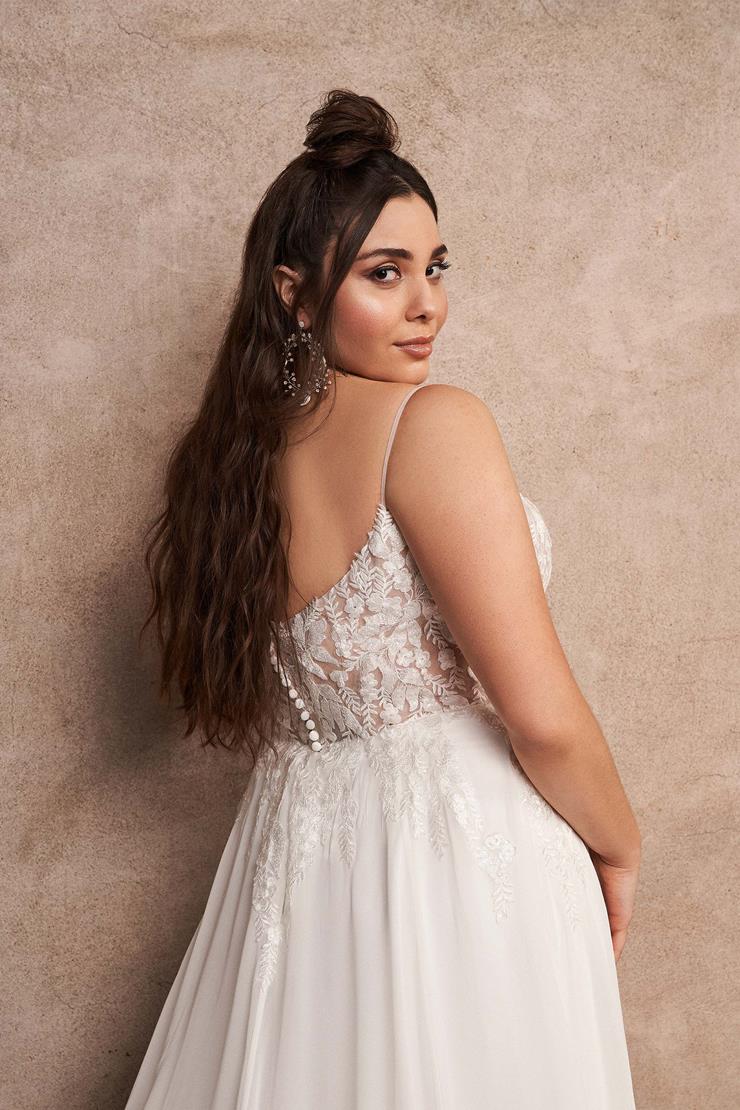 Lillian West 66200PS #3 default backface vertical cropped picture