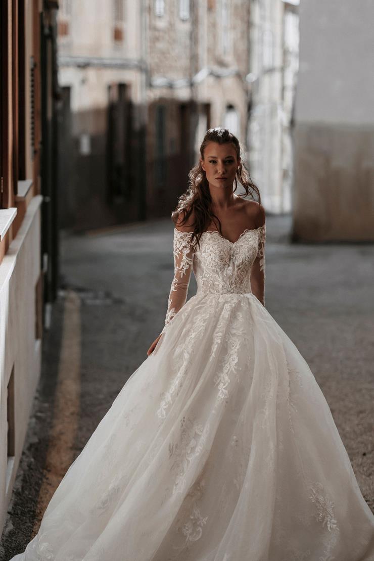 Abella Sigrid Style #E172 #1 vertical picture