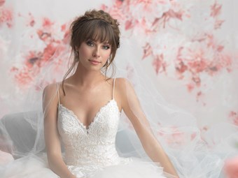 Allure Romance 3067