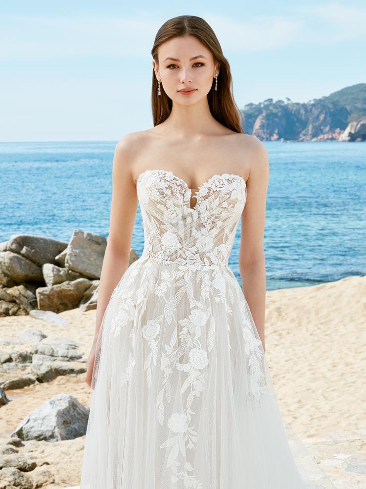open lace back dress Aisha Fashion World Bridal Stunning Lace Mermaid Wedding dress