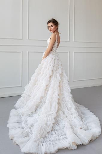 Ange Etoiles Katrin #2 vertical thumbnail