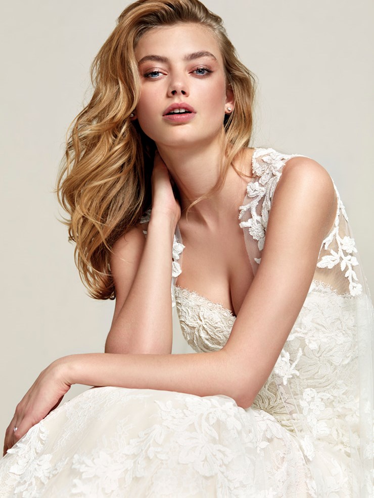 Pronovias DRESINE
