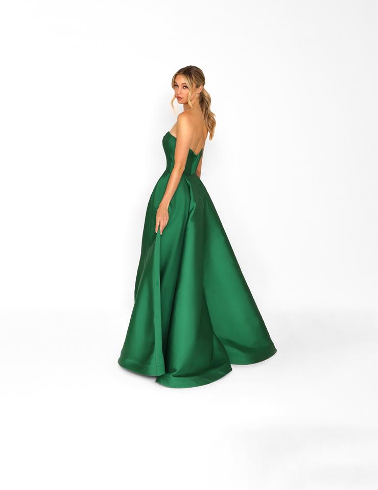Nicole Bakti Style #7134 #1 vertical picture
