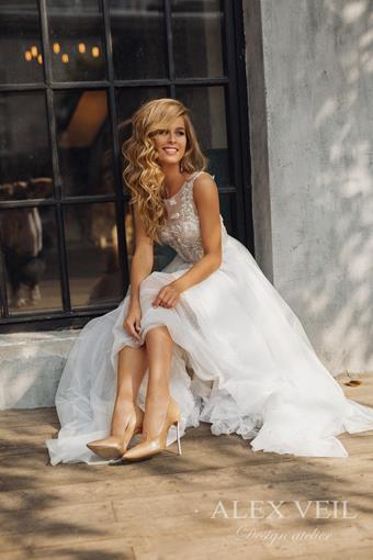 Alex Veil Tuarin #1 vertical thumbnail