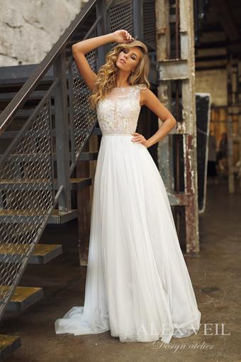 Alex Veil Tuarin #3 vertical thumbnail