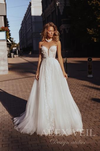 Alex Veil Freya #0 default vertical thumbnail