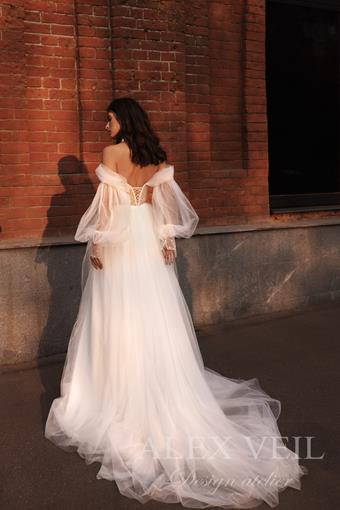 Alex Veil Greta #8 default vertical thumbnail