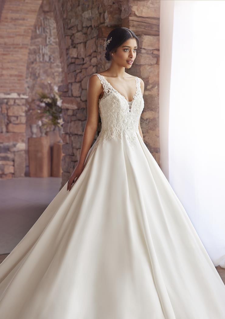Pronovias Aroha