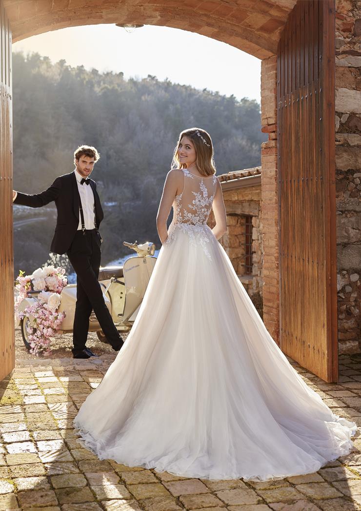 Pronovias Ask