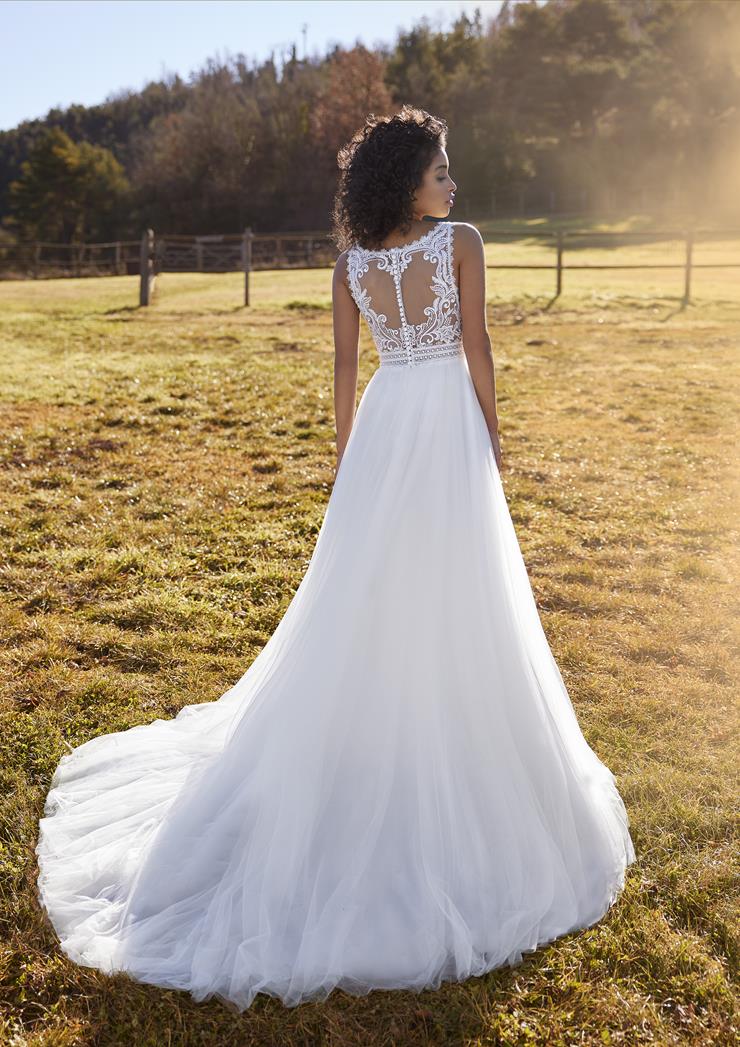 Pronovias Chikondi