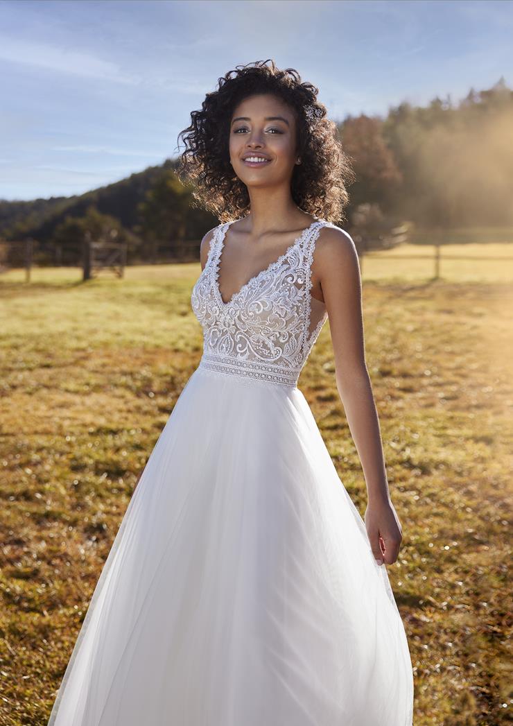 Pronovias Chikondi
