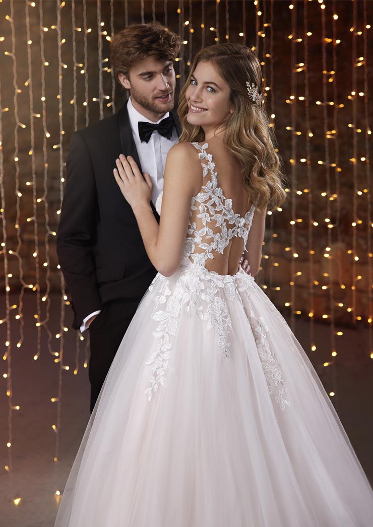 Pronovias Fitiavana
