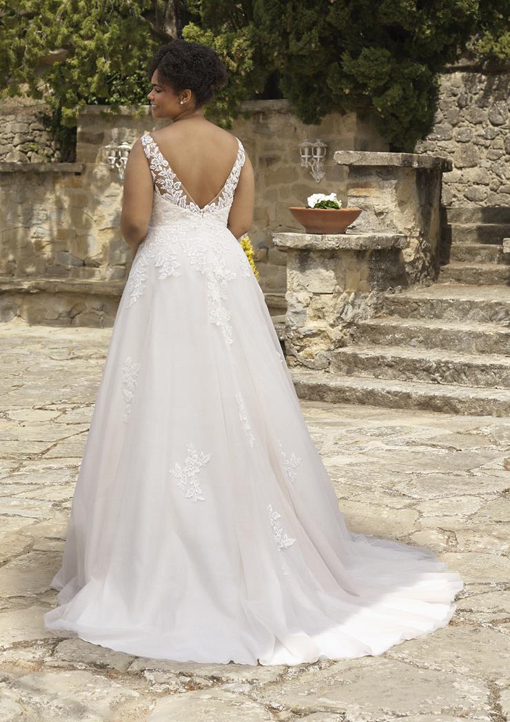 Pronovias Hubun