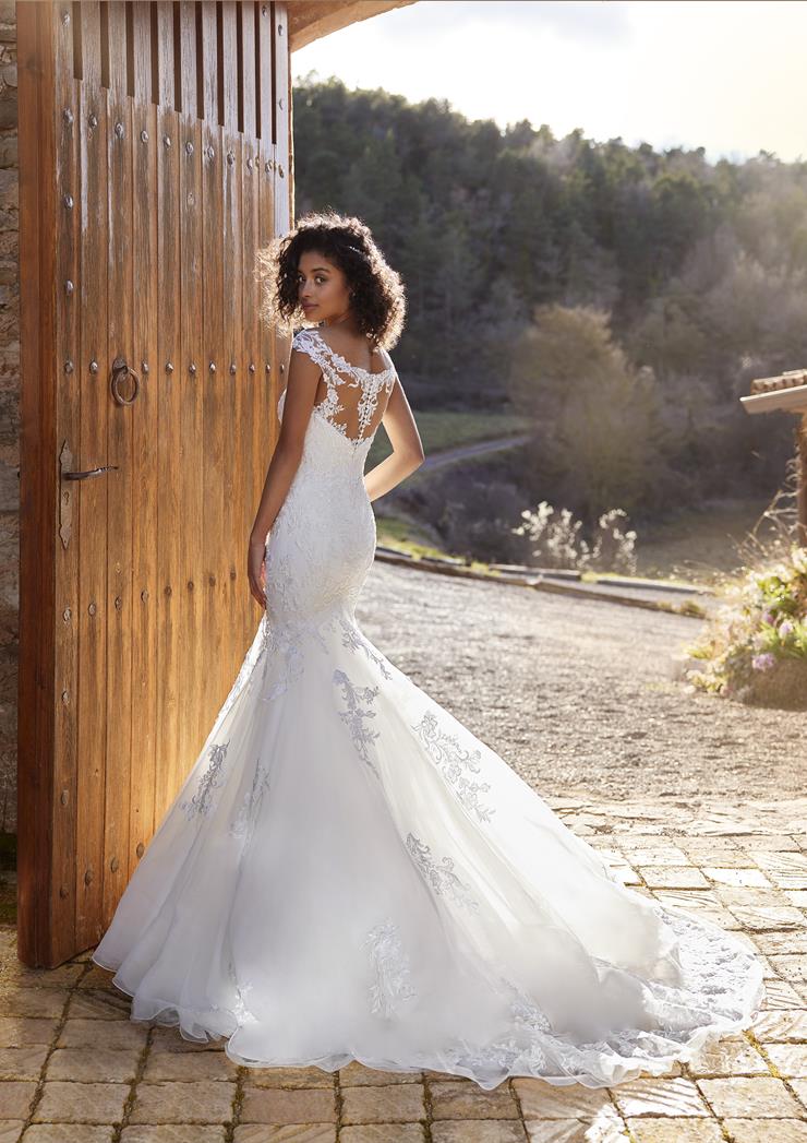 Pronovias Kasih