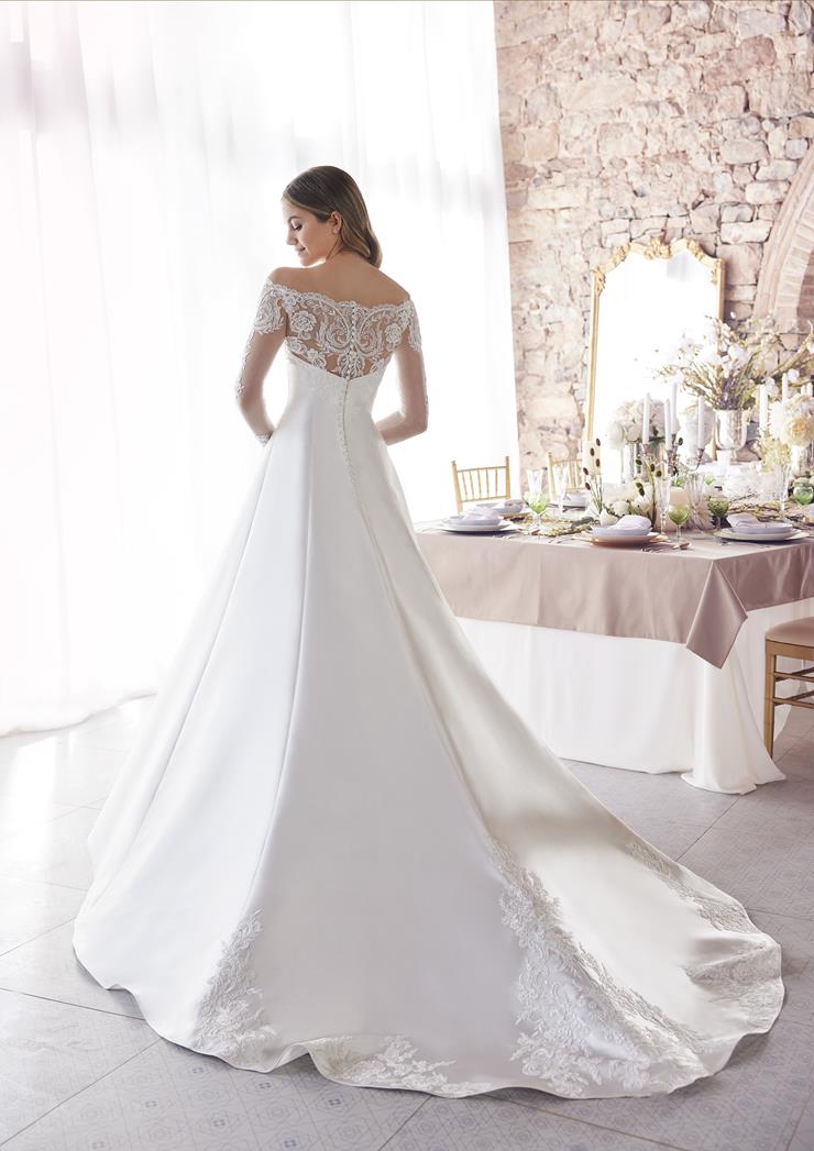 Pronovias Katresnan
