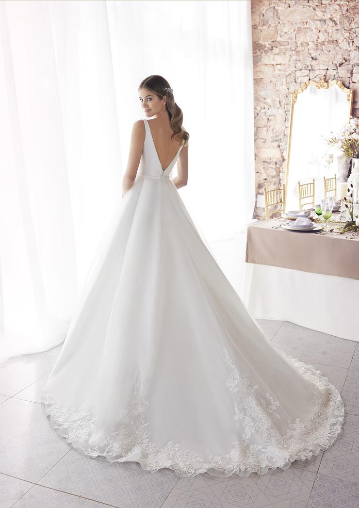 Pronovias Khair