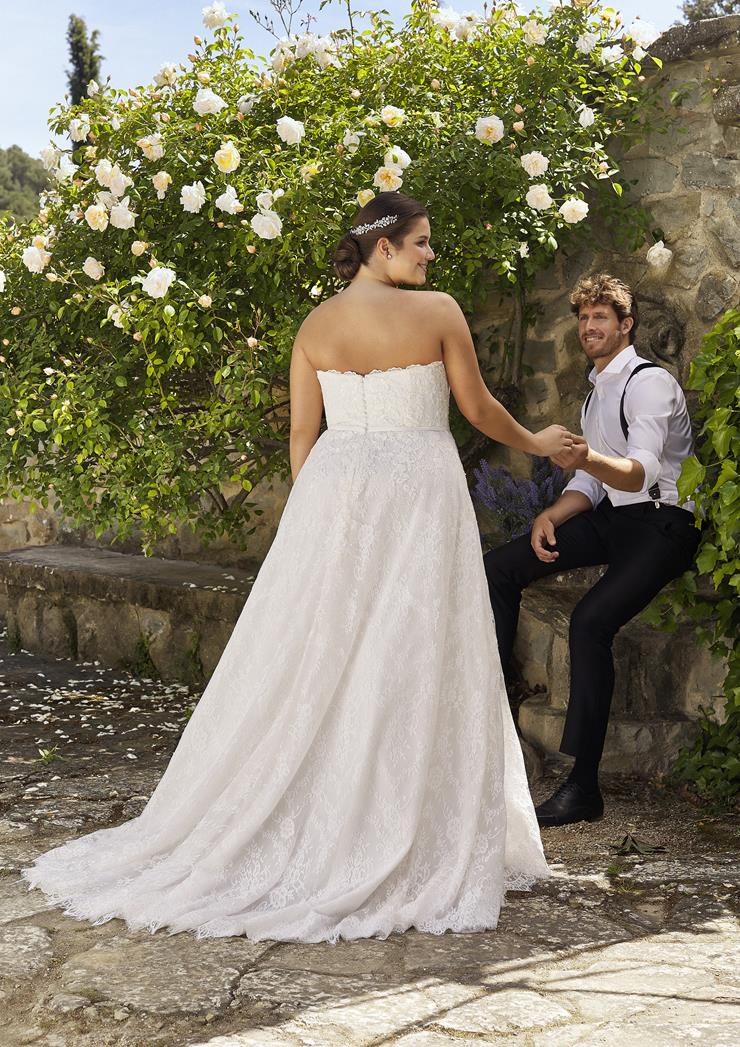 Pronovias Leift