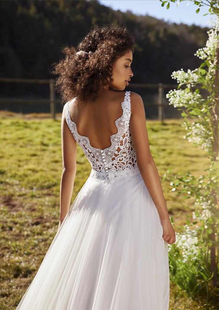 Pronovias Salang